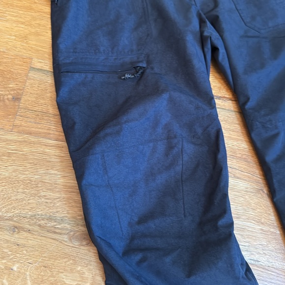 Men’s Quiksilver Ski Pants - Picture 2 of 10